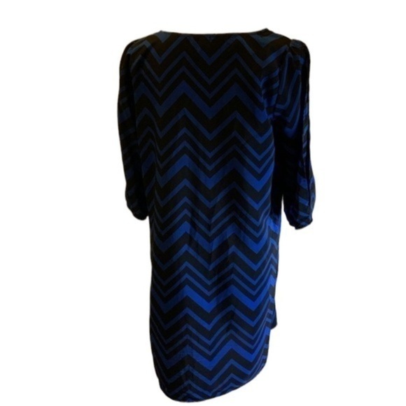 Byer dress - Picture 2 of 7